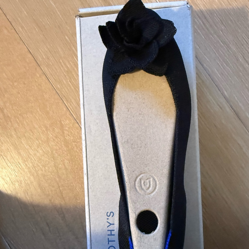 Rothy’s 6.5 Black Petal Flats Never worn